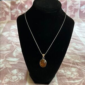 Sterling Silver 925 Chain Necklace with Oval Amber Pendant – Natural Gemstone